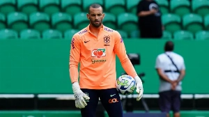 Notícias ao Minuto Brasil - Esporte - Seleção brasileira repete goleiros em Copas pela primeira vez em 64 anos