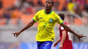 Notícias ao Minuto Brasil - Esporte - Michael B. Jordan interage em postagem que exalta Rayan nas redes sociais