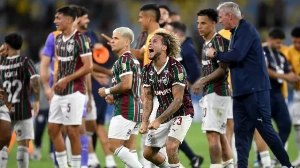 Notícias ao Minuto Brasil - Esporte - Fluminense vence La Guaira, conta com ajuda de argentinos e avança na Libertadores