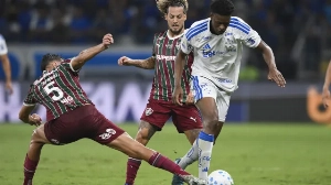 Notícias ao Minuto Brasil - Esporte - Fábio falha, e Cruzeiro busca empate contra o Fluminense no Mineirão