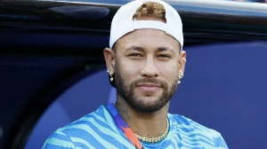 Notícias ao Minuto Brasil - Esporte - Neymar treina em campo com a Seleção pela primeira vez nos EUA; vídeo