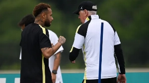 Notícias ao Minuto Brasil - Esporte - Neymar não viaja com a Seleção e está fora do jogo com o Haiti