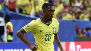 Notícias ao Minuto Brasil - Esporte - Rayan destaca papel defensivo do ataque em trabalho de Ancelotti