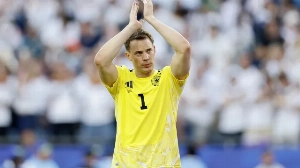Notícias ao Minuto Brasil - Esporte - Neuer fala em decepção, mas não se arrepende de volta à Alemanha para Copa