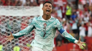 Notícias ao Minuto Brasil - Esporte - Clássico entre Portugal e Espanha agita oitavas da Copa nesta segunda