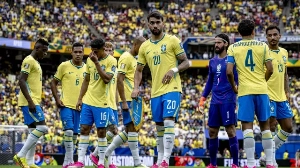 Notícias ao Minuto Brasil - Esporte - Ancelotti testa surpresa no lugar de Paquetá contra a Noruega