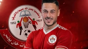 Notícias ao Minuto Brasil - Esporte - Goleiro palestino é morto em Gaza meses antes de ser pai