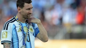Notícias ao Minuto Brasil - Esporte - O clube que ainda sonha com Messi: 
