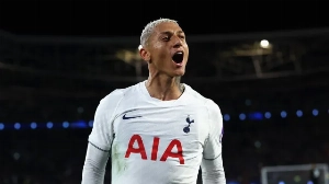 Notícias ao Minuto Brasil - Esporte - Técnico do Tottenham não crava permanência de Richarlison: 'Às vezes diz que quer sair'