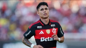 Notícias ao Minuto Brasil - Esporte - Flamengo projeta ter Luiz Araújo contra o Cruzeiro; saiba como está o DM