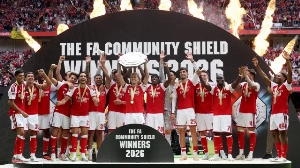 Notícias ao Minuto Brasil - Esporte - Arsenal atropela Manchester City e conquista Supercopa da Inglaterra