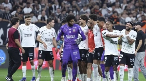 Notícias ao Minuto Brasil - Esporte - Corinthians fatura R$ 9 milhões com classificação às quartas de final da Libertadores