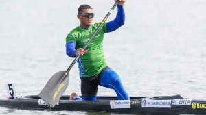 Notícias ao Minuto Brasil - Esporte - Isaquias Queiroz conquista o ouro no C1 500m no Mundial de Canoagem