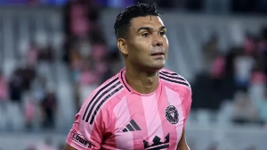 Notícias ao Minuto Brasil - Esporte - Casemiro marca pela primeira vez no Inter Miami em noite de quatro gols de Messi