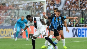 Notícias ao Minuto Brasil - Esporte - Ameaçados pelo rebaixamento, Grêmio e Vasco fazem confronto direto pelo Brasileirão