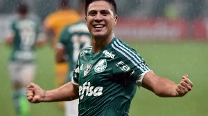 Notícias ao Minuto Brasil - Esporte - Ex-Palmeiras revela luta contra o álcool: 