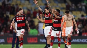 Notícias ao Minuto Brasil - Esporte - Flamengo encara Estudiantes em duelo por vaga na final da Libertadores