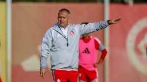 Notícias ao Minuto Brasil - Esporte - Internacional anuncia a contratação do técnico Eduardo Baptista