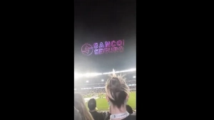 Notícias ao Minuto Brasil - Esporte - Publicidade em despedida de Messi irrita torcida; veja o vídeo