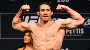Notícias ao Minuto Brasil - Esporte - Ex-lutador do UFC é baleado durante uma emboscada no Congo