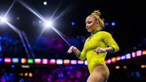 Notícias ao Minuto Brasil - Esporte - Rebeca e Flavinha brilham, e Brasil garante vagas em 5 finais no Mundial