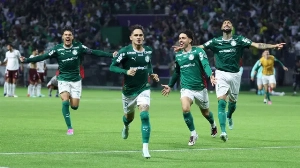 Notícias ao Minuto Brasil - Esporte - Palmeiras elimina Fluminense: Abel revela segredo dos pênaltis