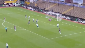 Notícias ao Minuto Brasil - Esporte - Imperdoável: O erro de Donnarumma que sentenciou o Manchester City
