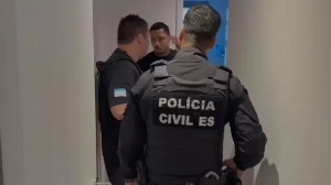 Notícias ao Minuto Brasil - Esporte - Atacante do Vasco investigado por tráfico entrega passaporte
