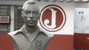 Notícias ao Minuto Brasil - Esporte - Juventus remove busto de Pelé de estádio da Rua Javari