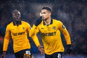 ge - United desiste de Éderson e sinaliza interesse em João Gomes; Liverpool também faz contato
