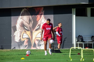ge - Escalação do CRB: Barroca comanda treino no CT do Atlético-MG e mexe na zaga