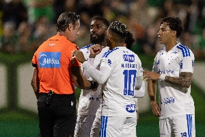 ge - Um final de semana caótico no futebol brasileiro
