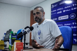 ge - Bonatelli anuncia saída de Lucão, fala em reposição e responde sobre o mercado do CSA
