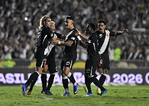 ge - Artilheiro do Vasco no ano, Puma destaca vocação para gols: 