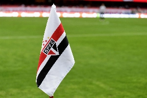 ge - São Paulo calcula multa para rescindir com empresa que administra sócio-torcedor