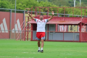 ge - Escalação: Inter encerra preparação para enfrentar o Bahia