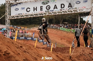 ge - Campeonato Brasileiro de Motocross: onde assistir, programação e pilotos