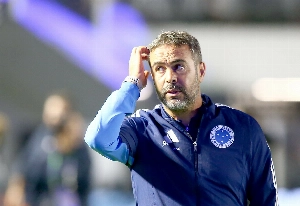ge - Artur Jorge aponta 