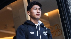 ge - Cuca mira mudança de posição para usar mais Miguelito no Santos