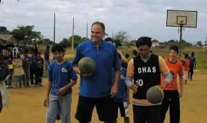 ge - Projeto de basquete que Oscar Schmidt ajudou há 19 anos é campeão e jogará mundial