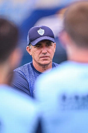 ge - Atlético-GO contrata técnico Eduardo Souza, campeão catarinense pelo Barra-SC