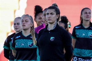 ge - Pantanal anuncia demissão de técnica antes de decisão pelo acesso na Série A3
