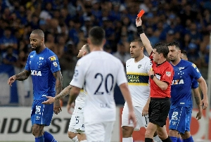 ge - Lembra dessa? Último Cruzeiro x Boca na Libertadores teve Dedé expulso duas vezes; reveja