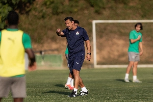 ge - Fred se apresenta ao Fluminense e dá início aos trabalhos no sub-20