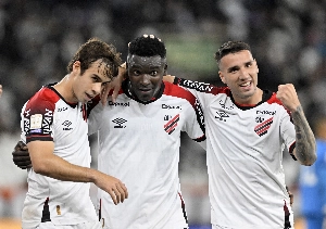 ge - Botafogo 2 x 3 Athletico: assista aos gols e aos melhores momentos do jogo do Brasileirão