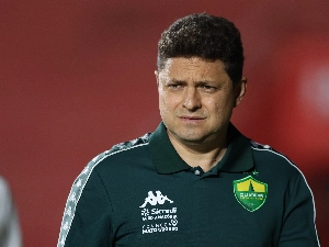 ge - Presidente do Cuiabá condena calotes e cita Santos e Vasco: “Vão ficar na Série A por estelionato esportivo”