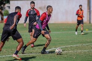 ge - Botafogo-SP abre semana na expectativa de novidades no ataque