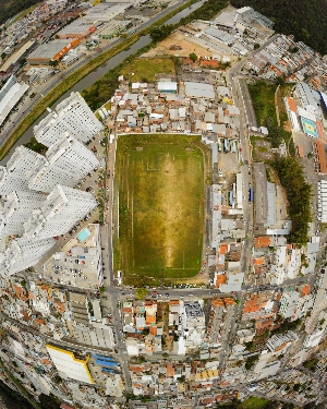 ge - Campeão nacional precisa vender estádio de 94 anos para quitar metade de dívida milionária