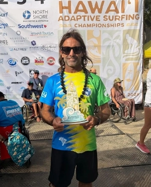 ge - Luciano Nem vence a segunda etapa do Circuito Mundial de Parasurf no Havaí