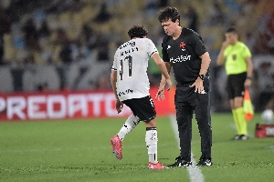 ge - Nuno Moreira revê Diniz em Corinthians x Vasco após destaque e bronca viralizada